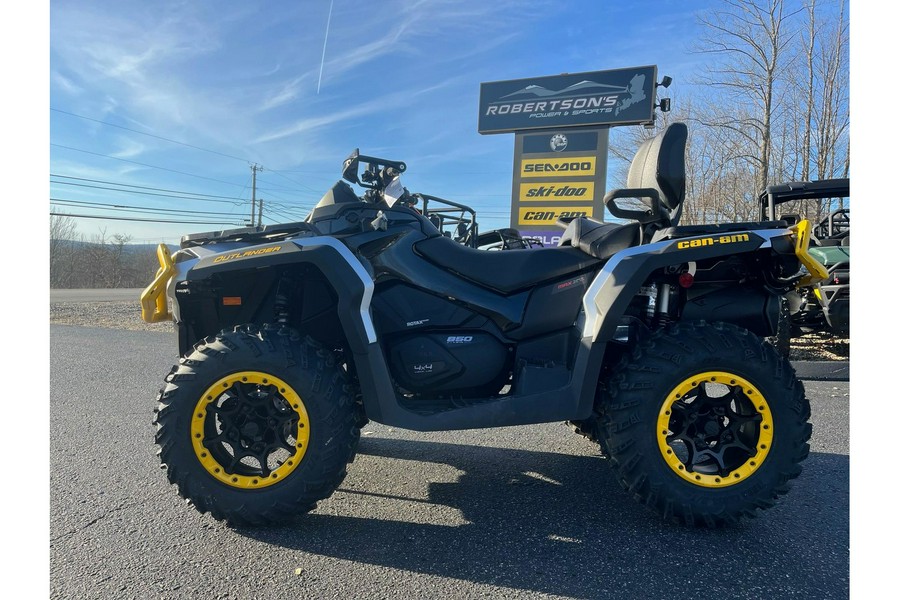 2024 Can-Am Outlander Max XT-P 850 Silver & Yellow