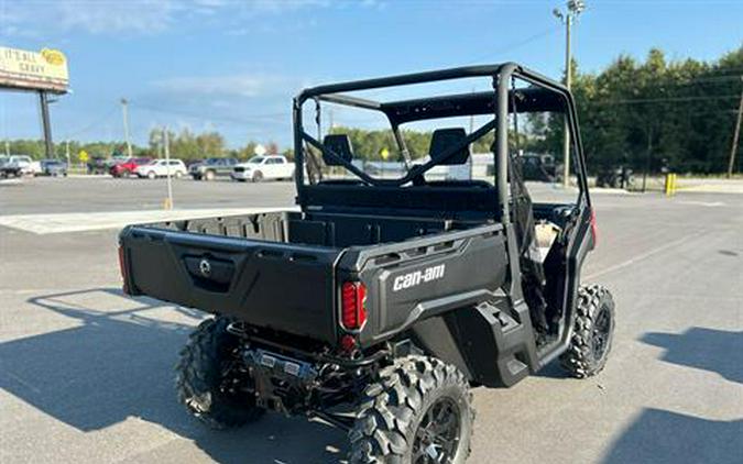 2025 Can-Am Defender DPS HD10