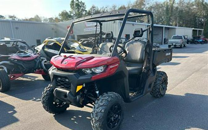 2025 Can-Am Defender DPS HD10