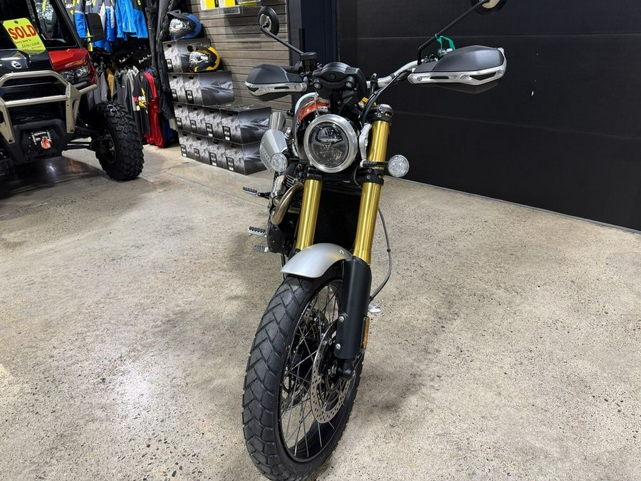 2025 Triumph Scrambler 1200 XE