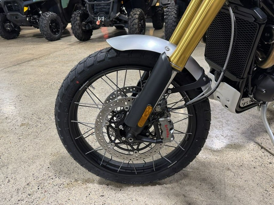 2025 Triumph Scrambler 1200 XE