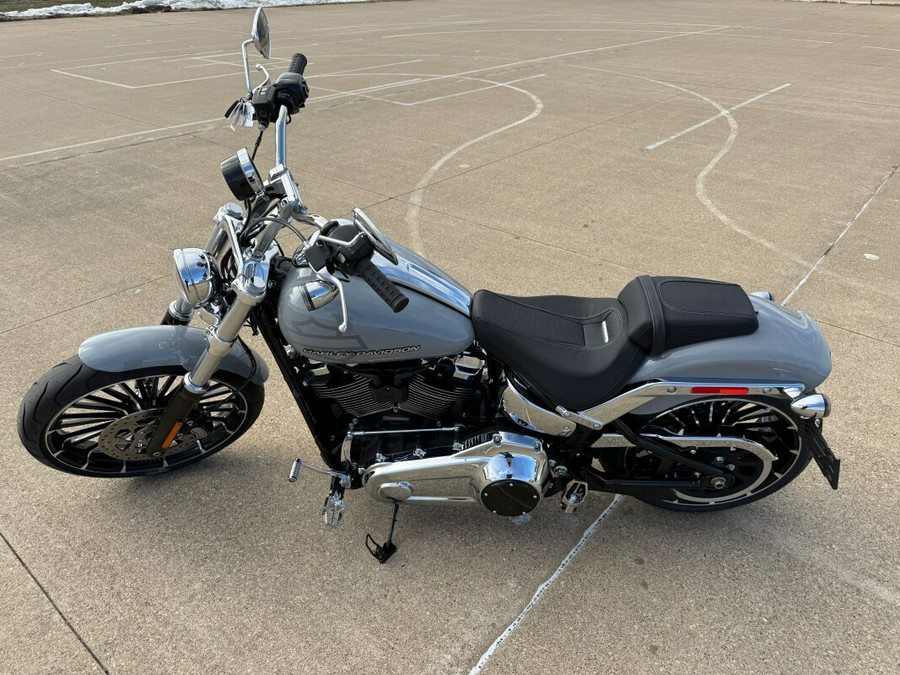 2025 Harley-Davidson® Breakout® Billiard Gray