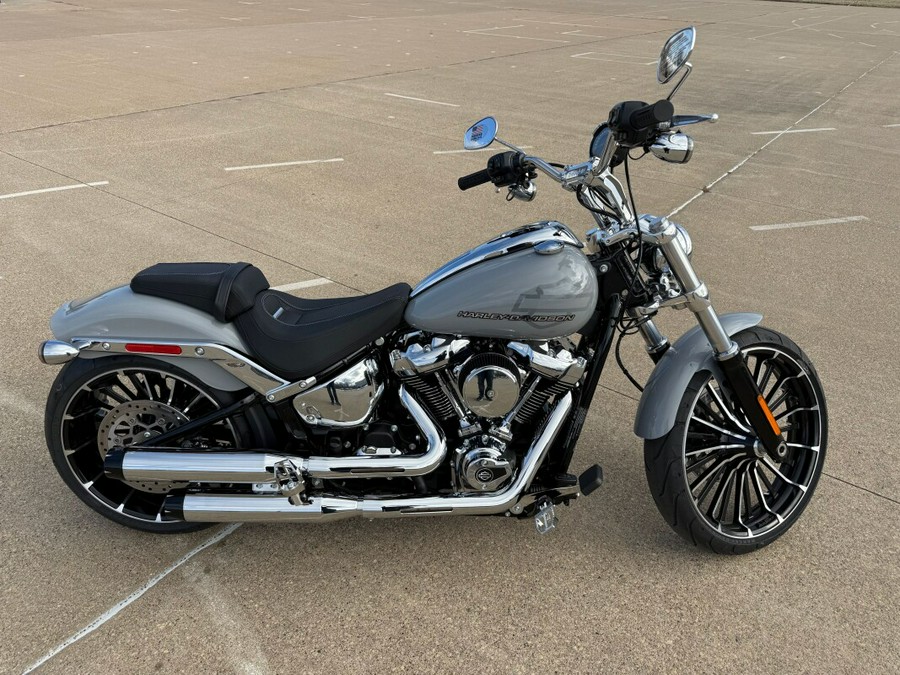 2025 Harley-Davidson® Breakout® Billiard Gray