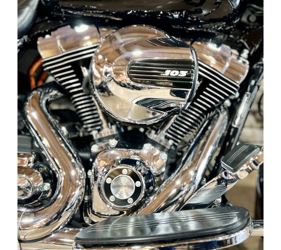 2016 FLHXS - Street Glide Special