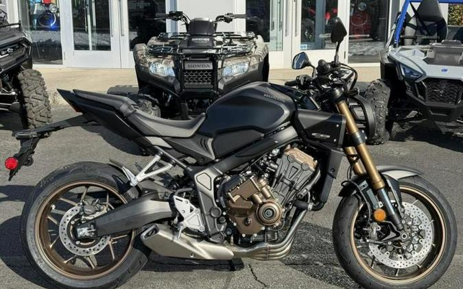 2026 Honda® CB650R E-Clutch