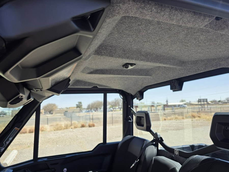 2026 Can-Am Defender XT CAB HD11