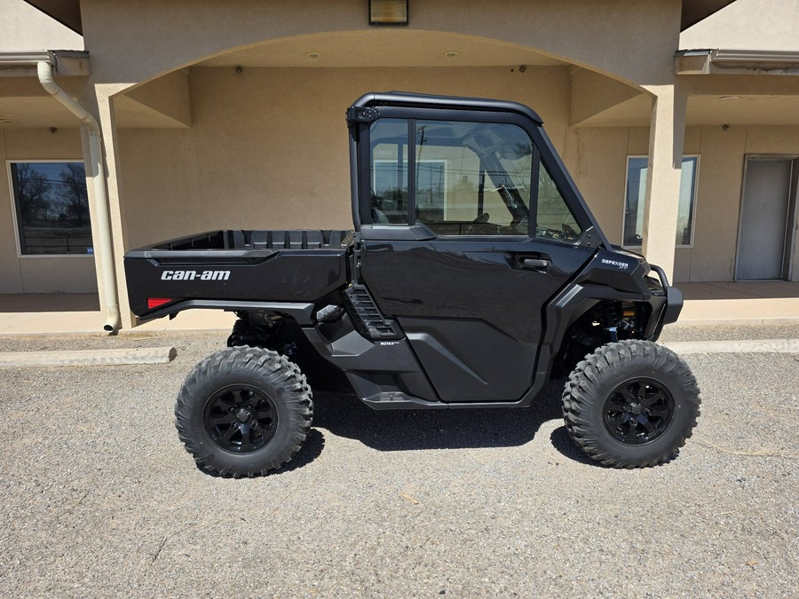 2026 Can-Am Defender XT CAB HD11