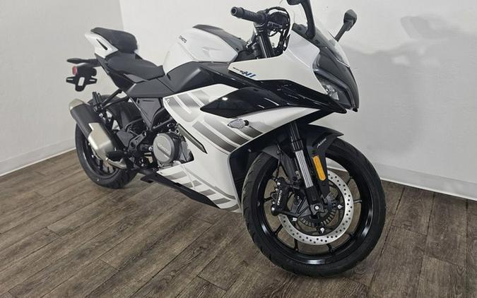 2026 CFMOTO SS 300