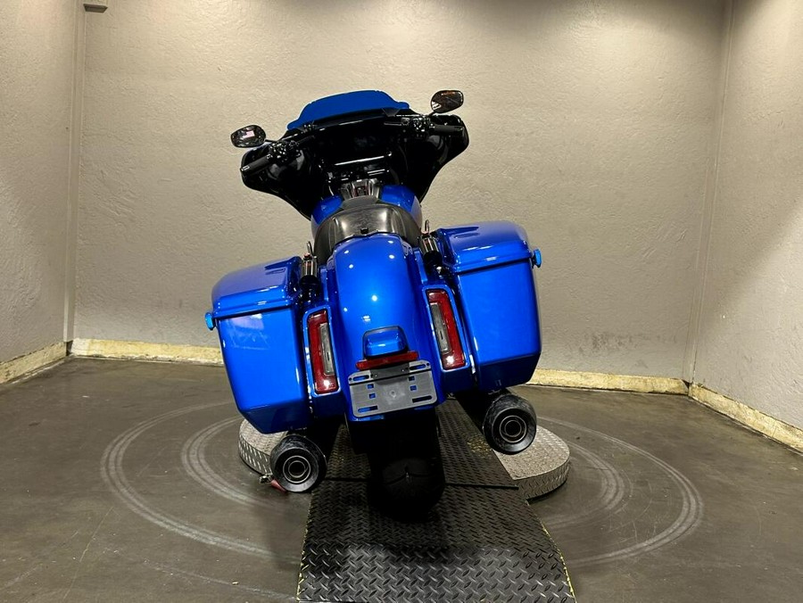 2026 Harley-Davidson® CVO Street Glide ST ELECTRIC COAST W/ PINSTRIPE