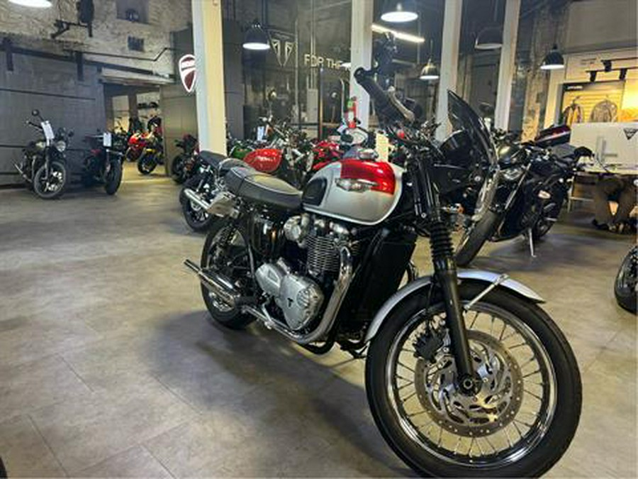 2016 Triumph Bonneville T120