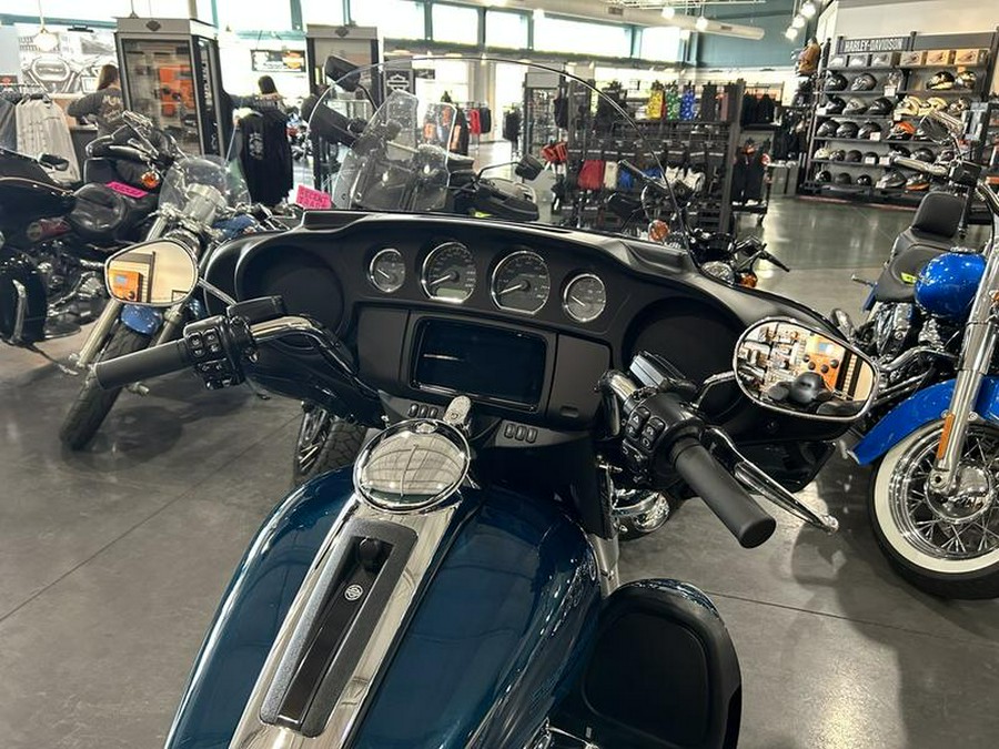 2020 Harley-Davidson® FLHTCUTG - Tri Glide® Ultra