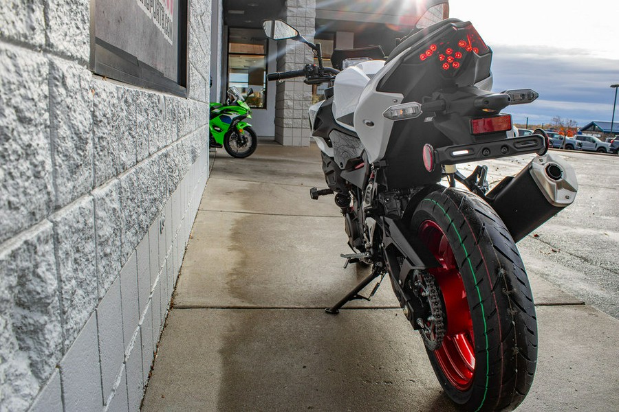 2026 Kawasaki Z500 SE ABS