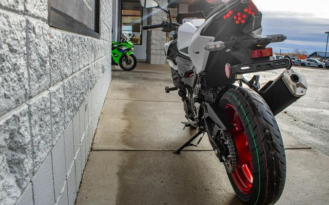 2026 Kawasaki Z500 SE ABS