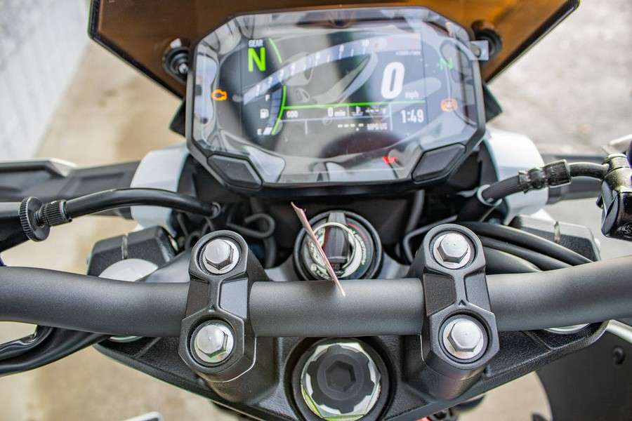 2026 Kawasaki Z500 SE ABS