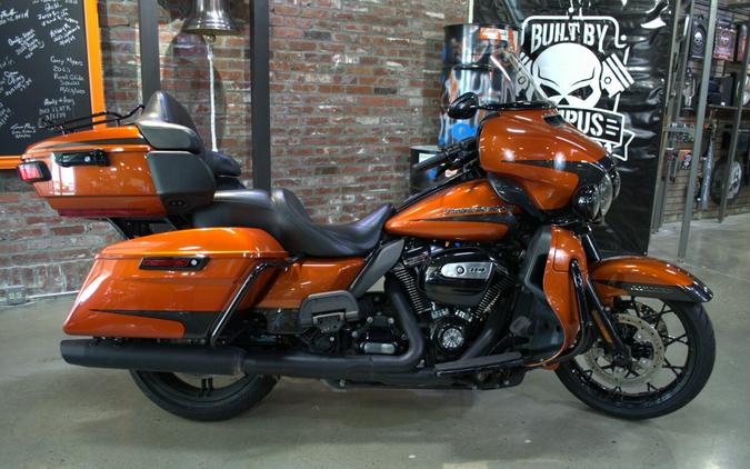 2020 Harley-Davidson® Ultra Limited Scorched Orange/Silver Flux