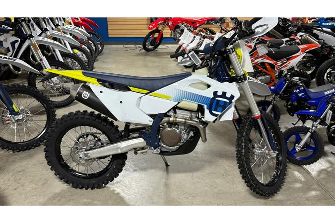 2024 Husqvarna Motorcycles FE350W