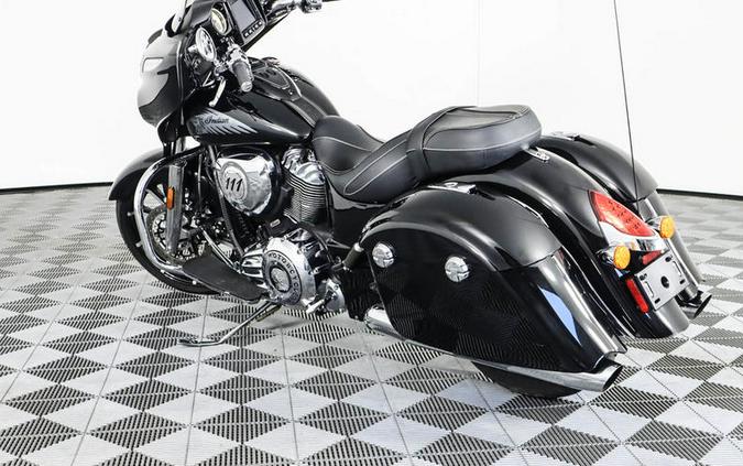 2017 Indian Motorcycle® Chieftain® Limited Thunder Black