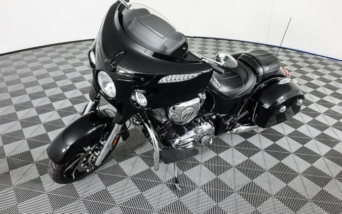 2017 Indian Motorcycle® Chieftain® Limited Thunder Black