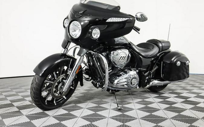 2017 Indian Motorcycle® Chieftain® Limited Thunder Black