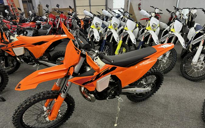 2025 KTM XC 300