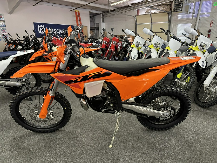 2025 KTM XC 300