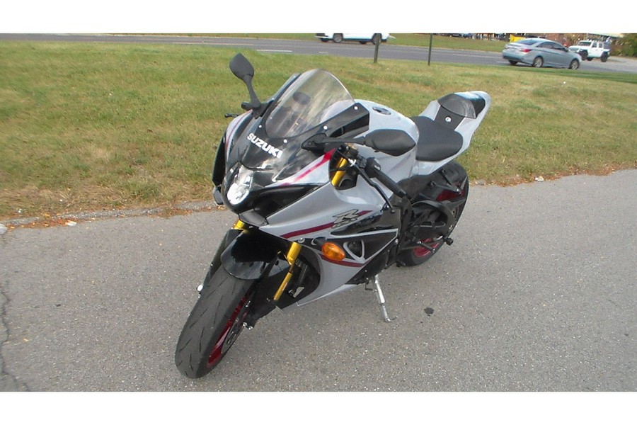 2024 Suzuki GSX-R1000R