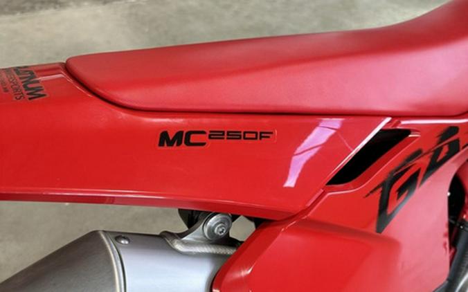 2025 GASGAS MC 250F