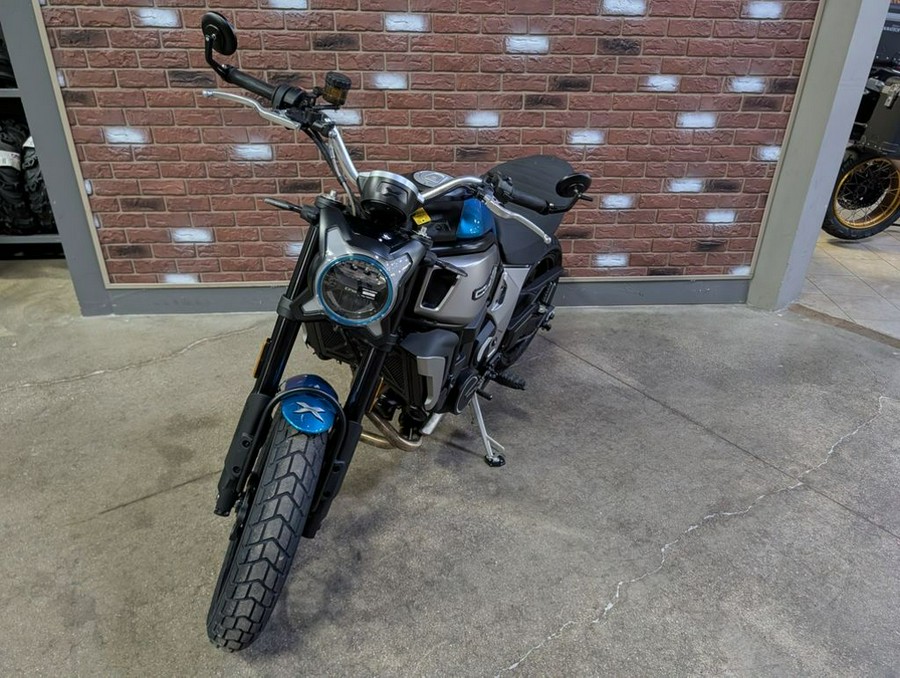 2023 CFMOTO 700CL-X