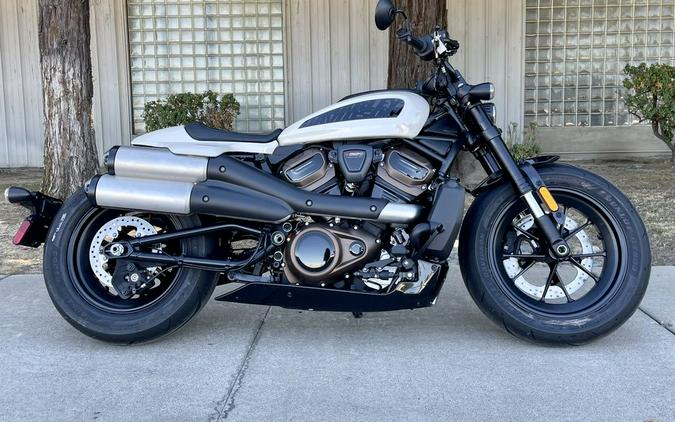 2022 Harley-Davidson Sportster S Review [w/ Mid-Control Kit]