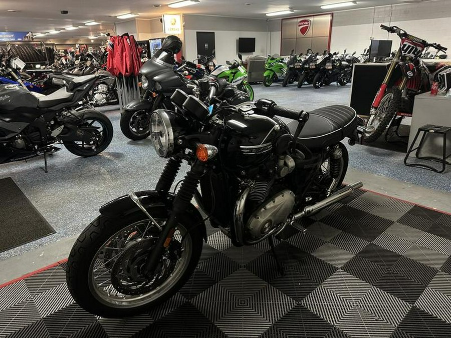 2022 Triumph Bonneville T120 Black Jet Black