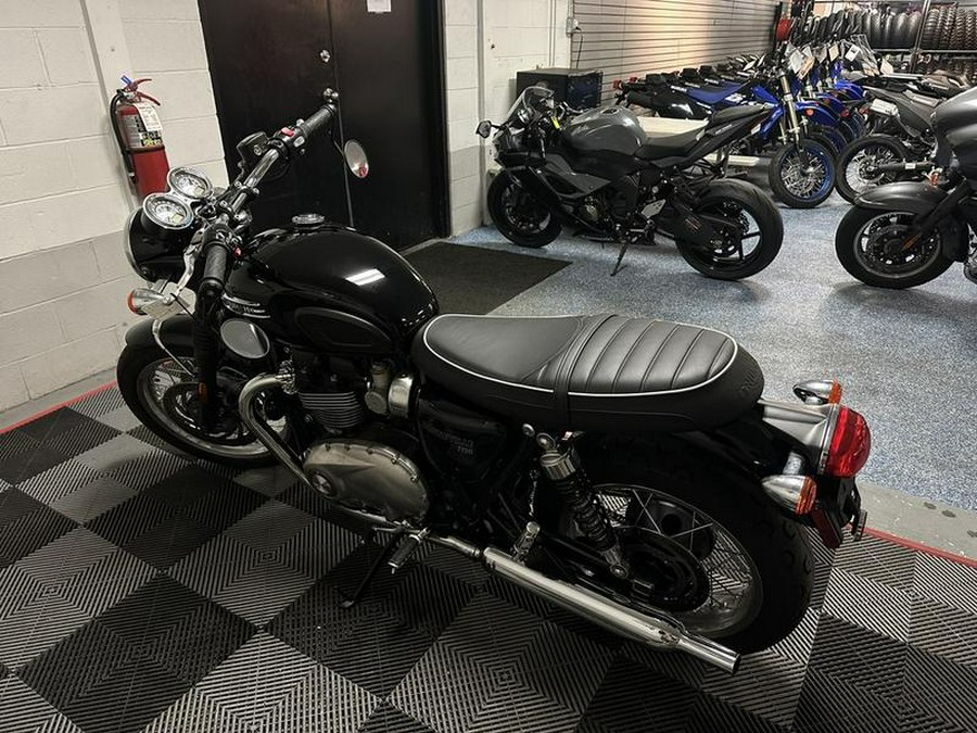 2022 Triumph Bonneville T120 Black Jet Black