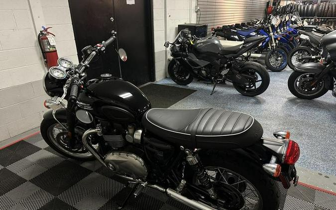 2022 Triumph Bonneville T120 Black Jet Black