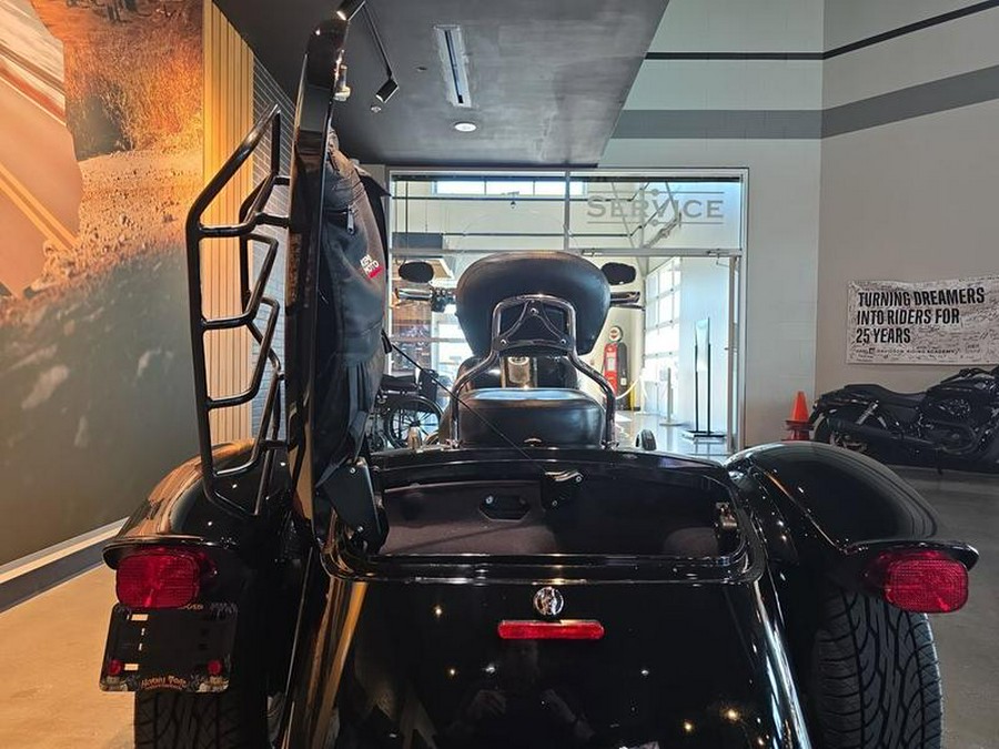 2017 Harley-Davidson® FLRT - Freewheeler®