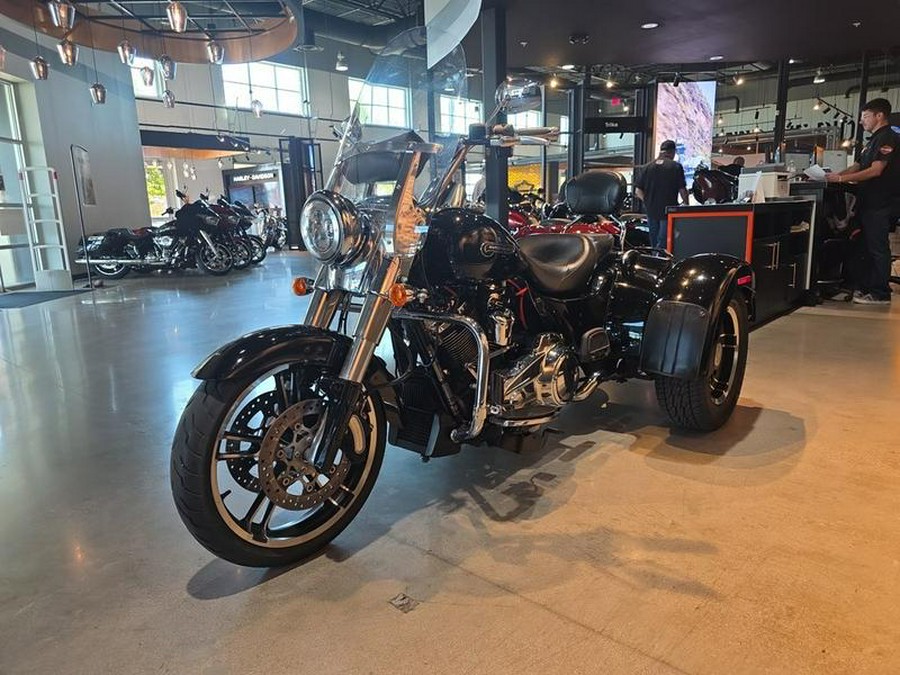 2017 Harley-Davidson® FLRT - Freewheeler®