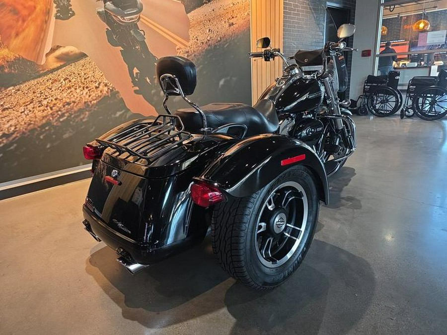 2017 Harley-Davidson® FLRT - Freewheeler®