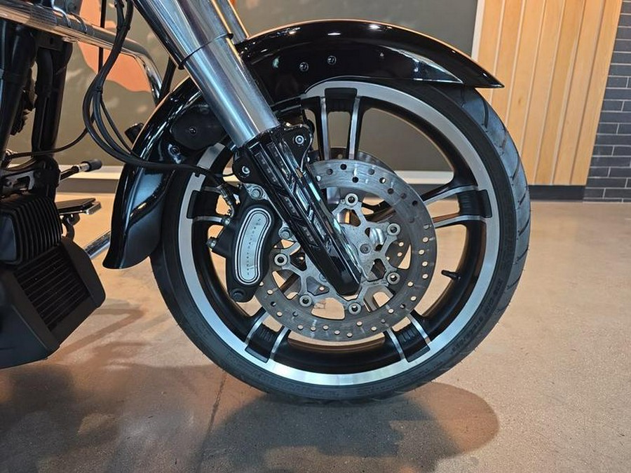 2017 Harley-Davidson® FLRT - Freewheeler®