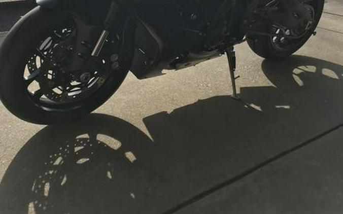 2021 Yamaha YZFR1M1B