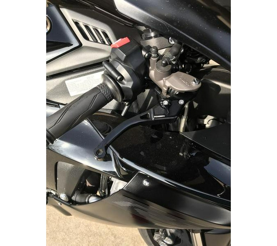 2021 Yamaha YZFR1M1B