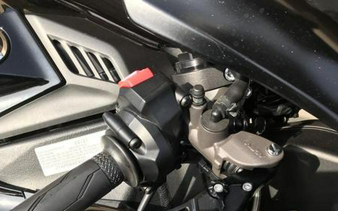 2021 Yamaha YZFR1M1B