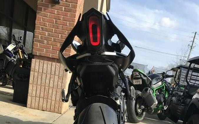 2021 Yamaha YZFR1M1B