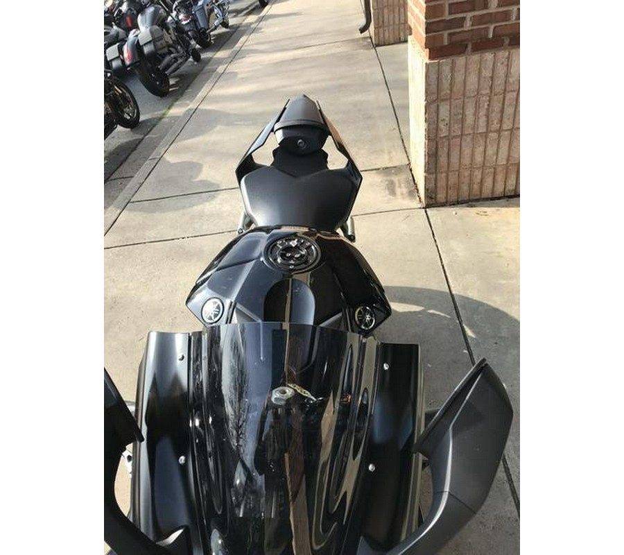 2021 Yamaha YZFR1M1B