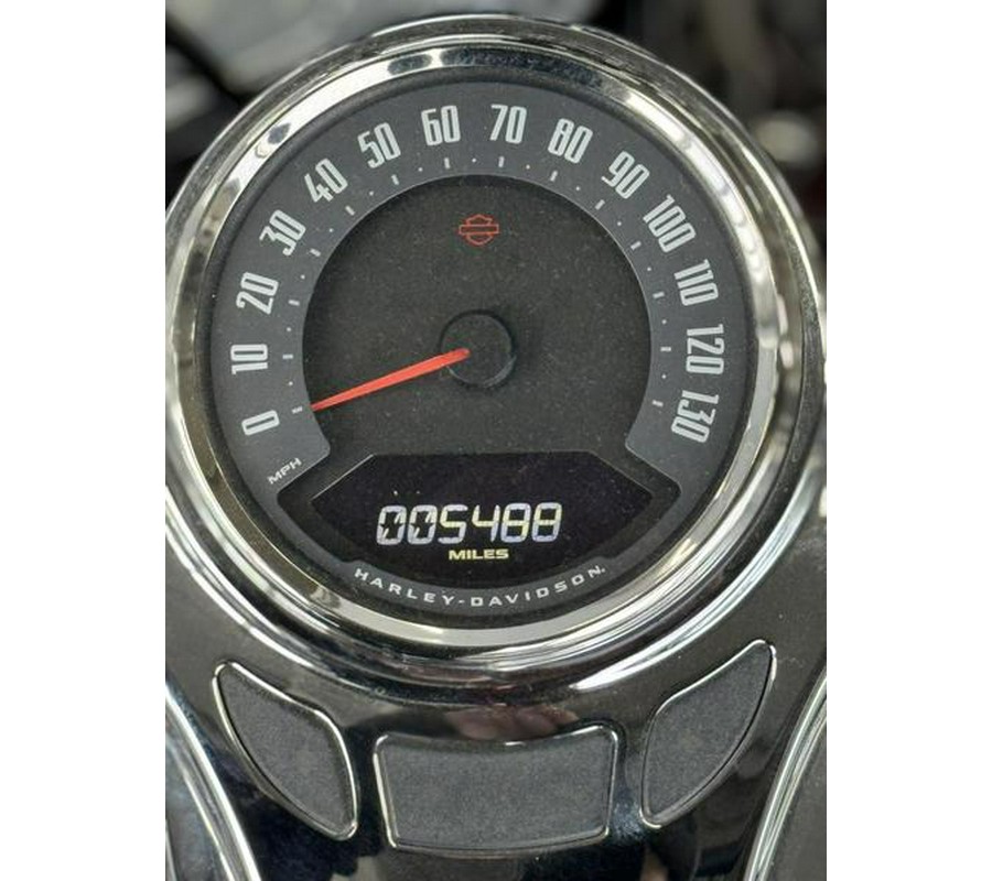 2018 Harley-Davidson® FLDE - Softail® Deluxe