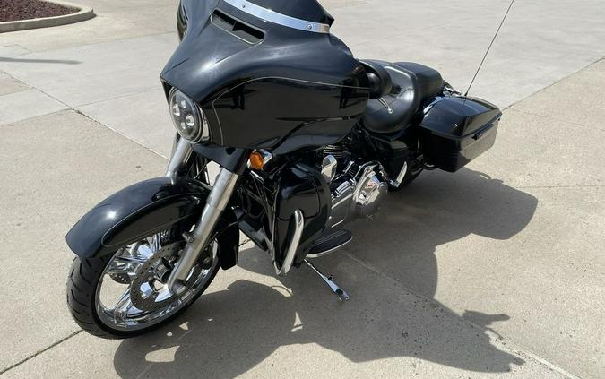 2014 Harley-Davidson® FLHXS - Street Glide® Special