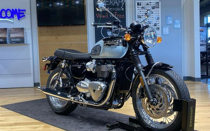 2023 Triumph Bonneville T120 Review [The Spirit of ’59 Continues]