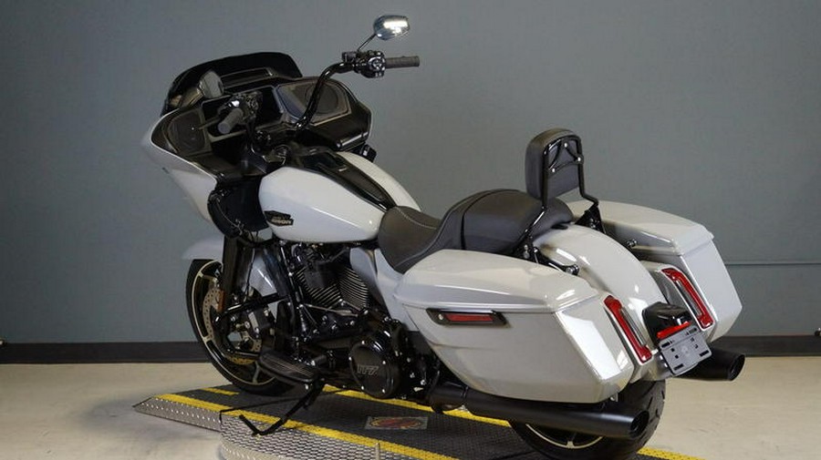 2024 Harley-Davidson® FLTRX - Road Glide®