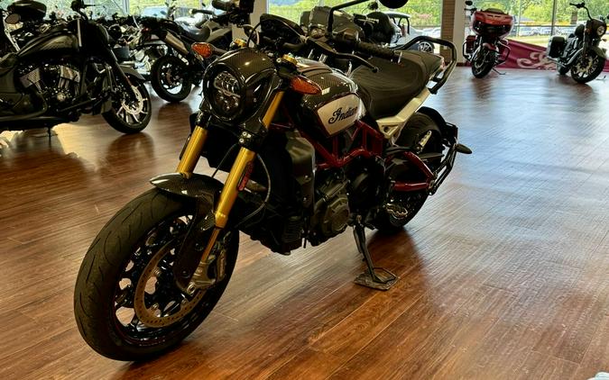 2022 Indian Motorcycle® FTR R Carbon Carbon Fiber