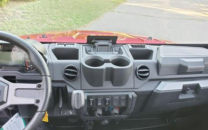 2025 Polaris Ranger Crew XP 1000 NorthStar Edition Premium with Fixed Windshield