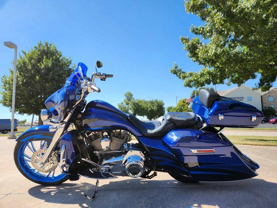 2016 Harley-Davidson® FLHTKSE - CVO™ Limited