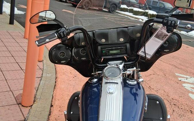 2012 Harley-Davidson® Road King® Big Blue Pearl/Vivid Black