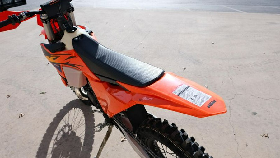 New 2026 KTM 250 XC